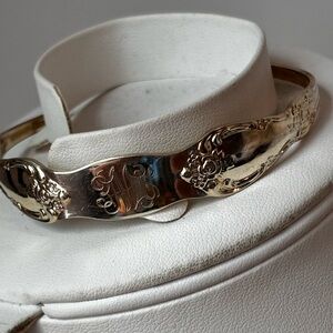 WMA Rogers Oneida bracelet/ silver plated/ fits 7 in wrist/ engraved ini…